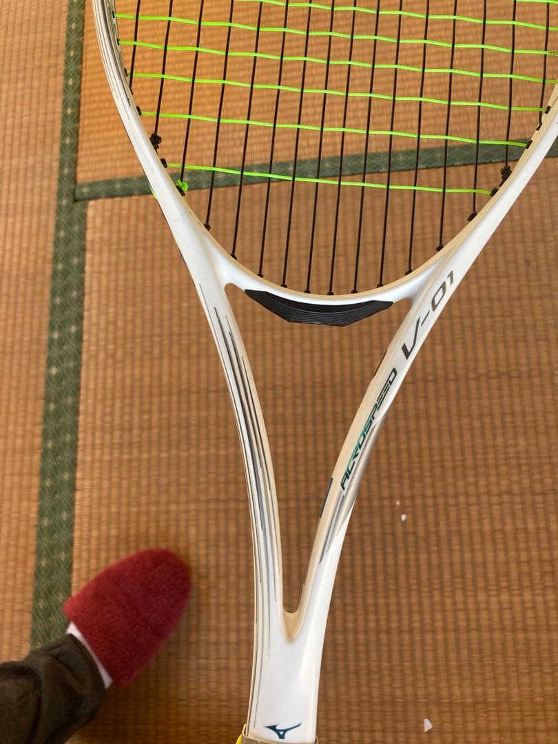 Mizuno V-01 軟式テニスラケット