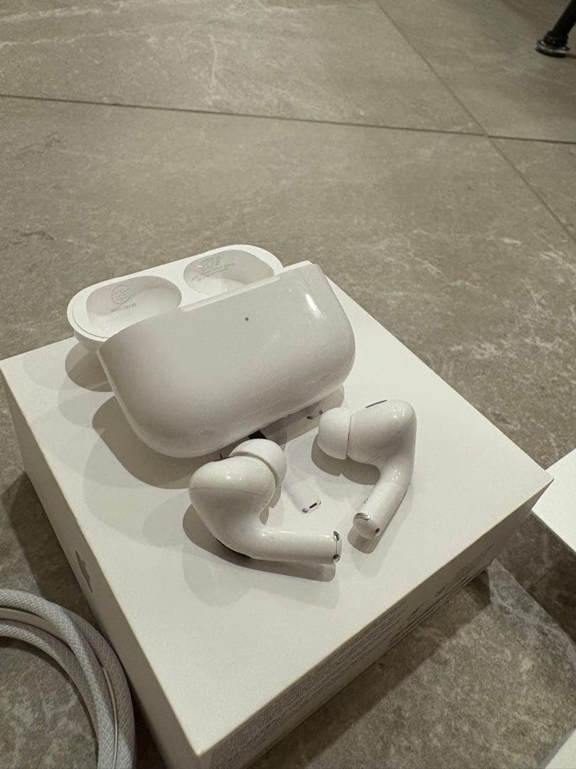 超美品 【限定保証あり】Apple AirPods Pro 第二世代 USB-C