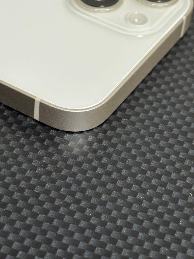 iPhone 14本体　SIMフリー