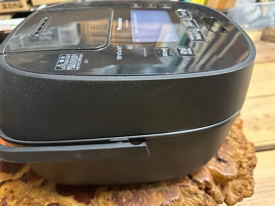 【最終値下げ価格】Panasonic sr-mpw10e8 炊飯器 ブラック