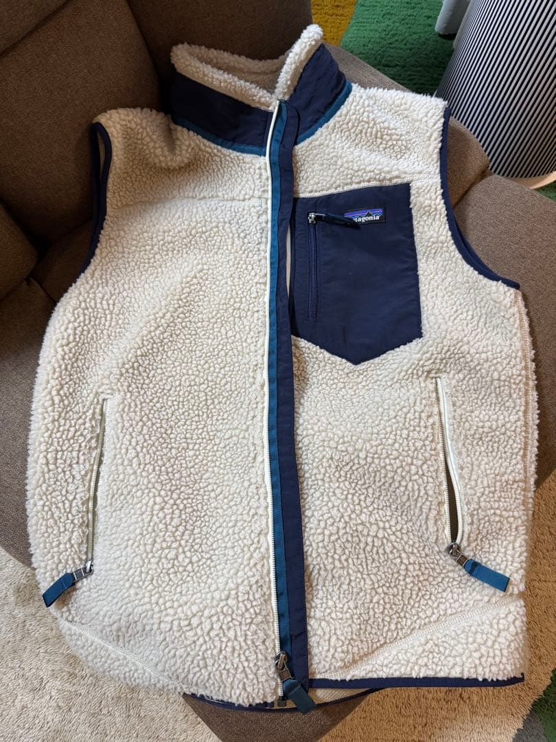 Patagonia フリースベスト アイボリー/ネイビー Mサイズ