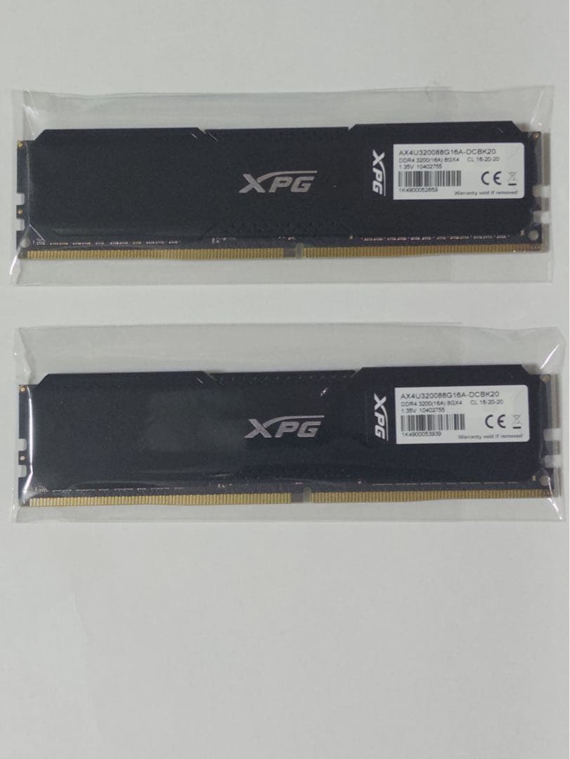 値下げ⭕️XPG DDR4 16GB (2x8GB) メモリ