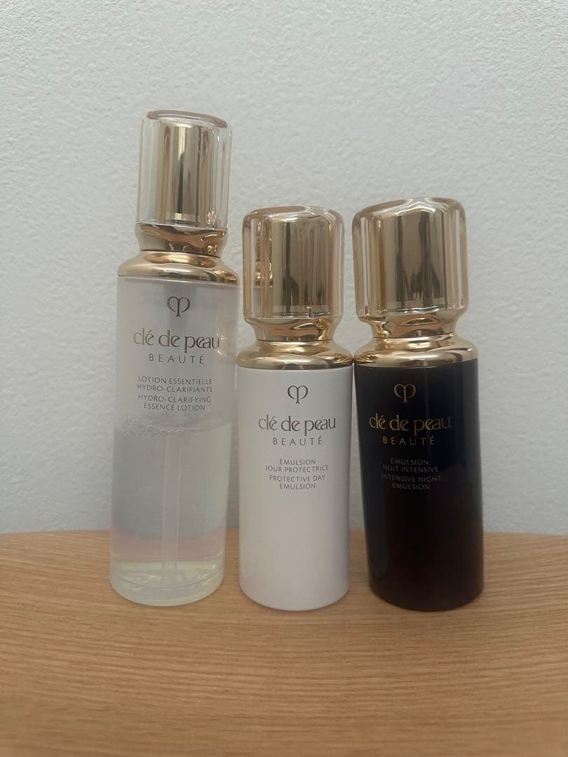 クレ・ド・ポー ボーテ 化粧水　朝用乳液　夜用乳液　3本セット