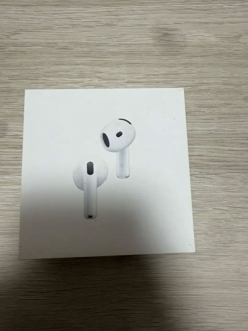 【中古品】AirPods 4 アクティブノイズキャンセリング搭載
