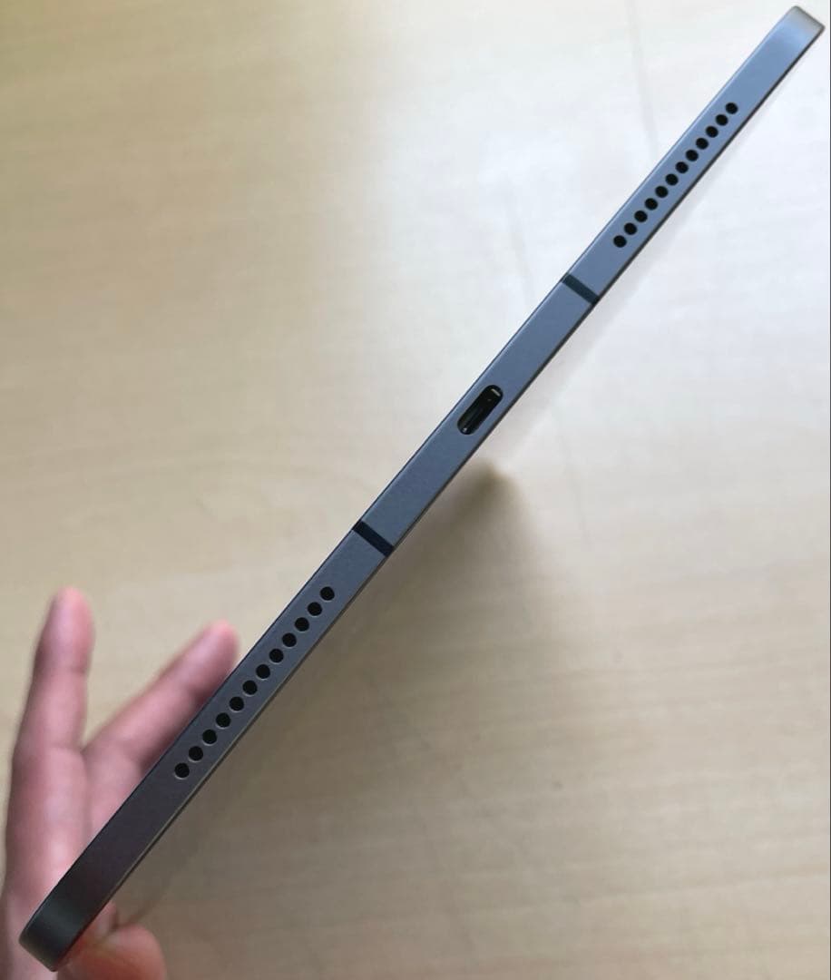 iPad Air 第5世代　Cellular スペースグレイ　美品　#4