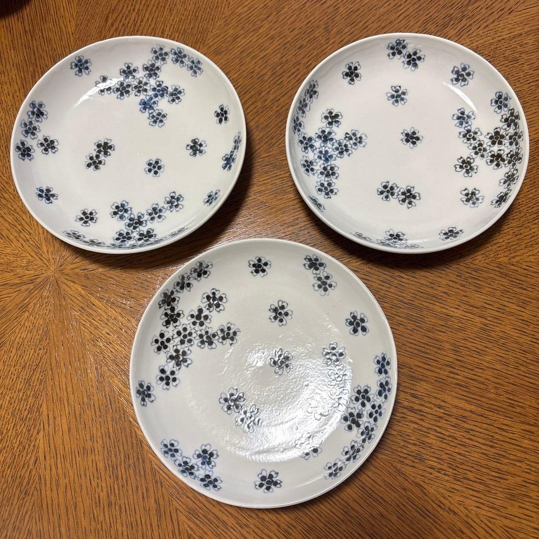 正木春蔵　染付桜文皿3枚