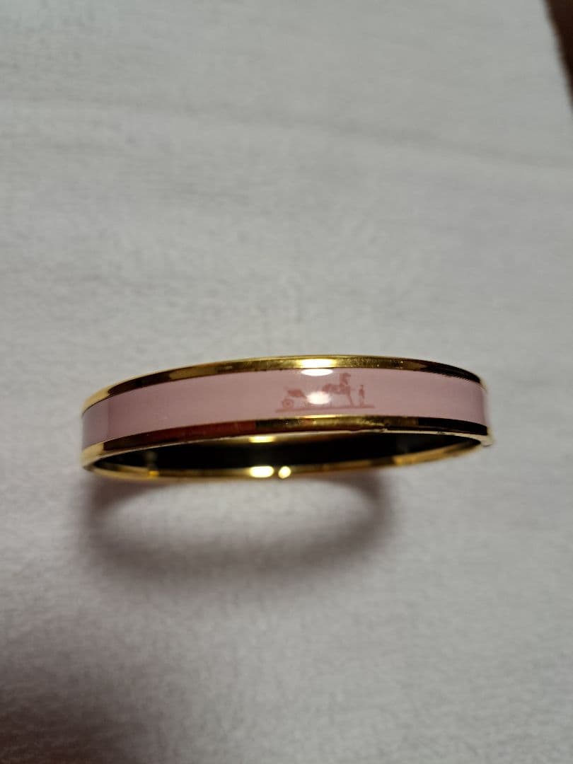 希少 HERMES バングル エマイユ 七宝焼 ロゴ柄 ピンク×ゴールド