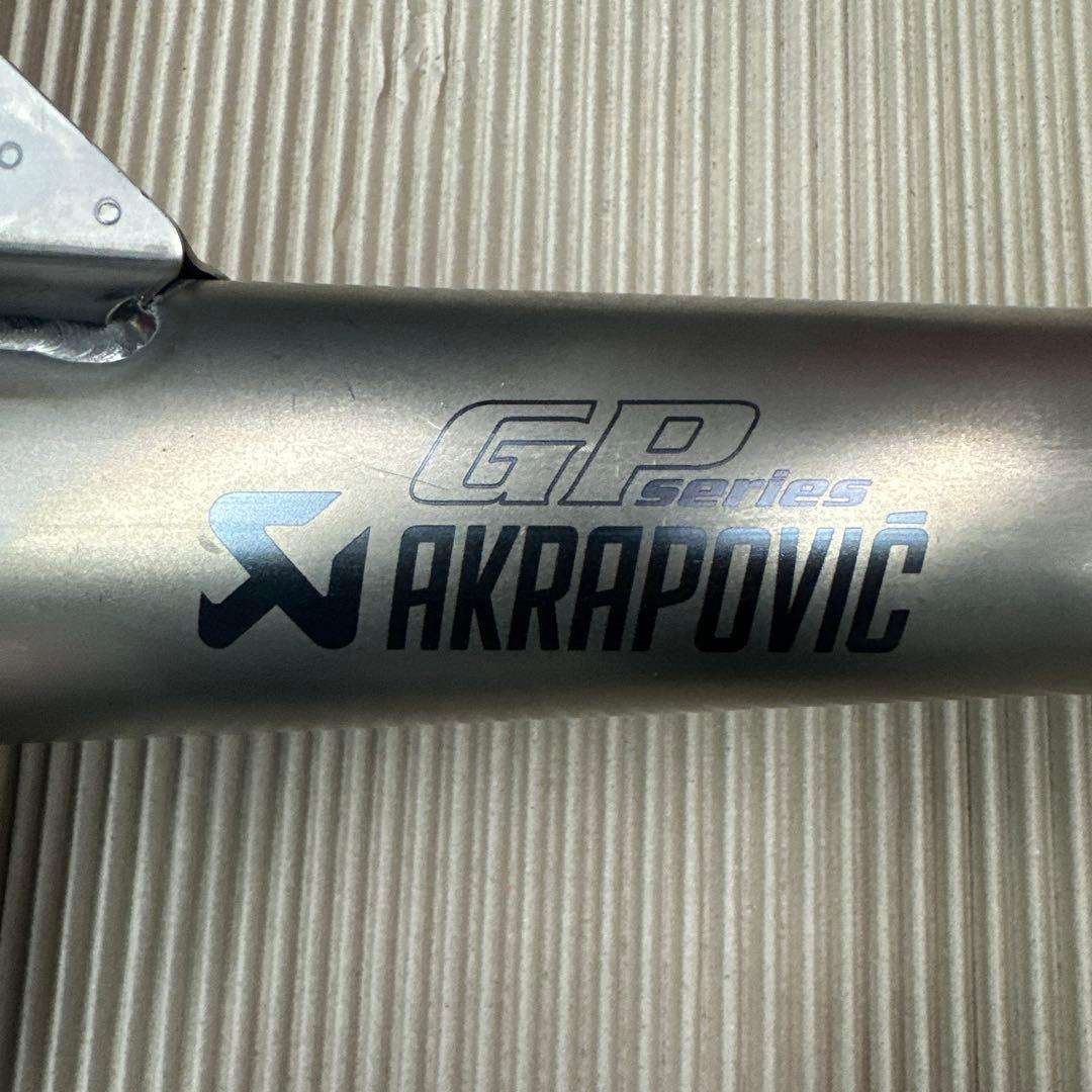 アクラボピッチスリップオンラインチタン　GSX-R600 GSX-R750