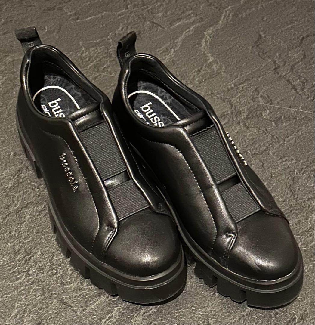 bussola ブソラ撥水厚底スリッポンシューズ （ブラック）本革