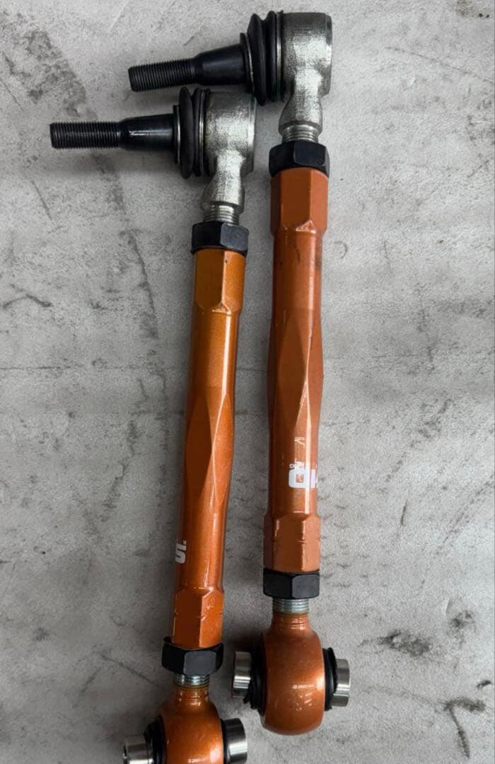 クラウン　スキッドレーシングアッパーアームトーコントロール　　テンションロッド