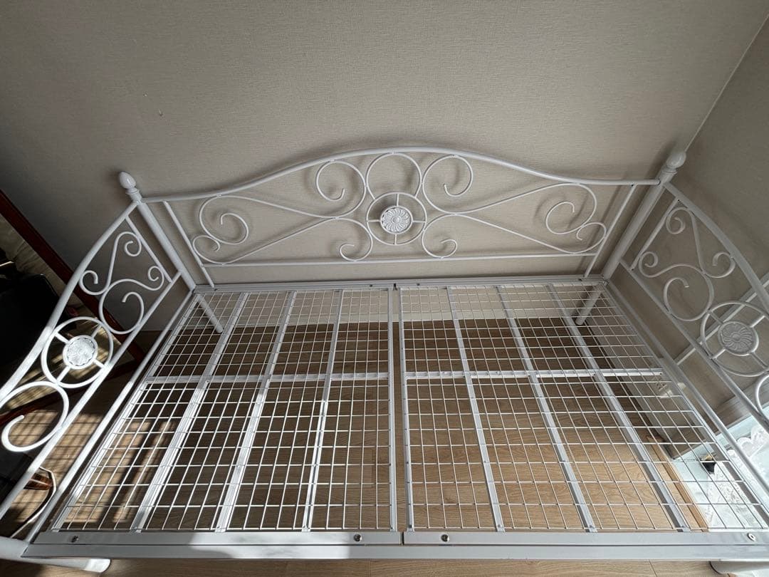 アンティーク風ベッドフレームS