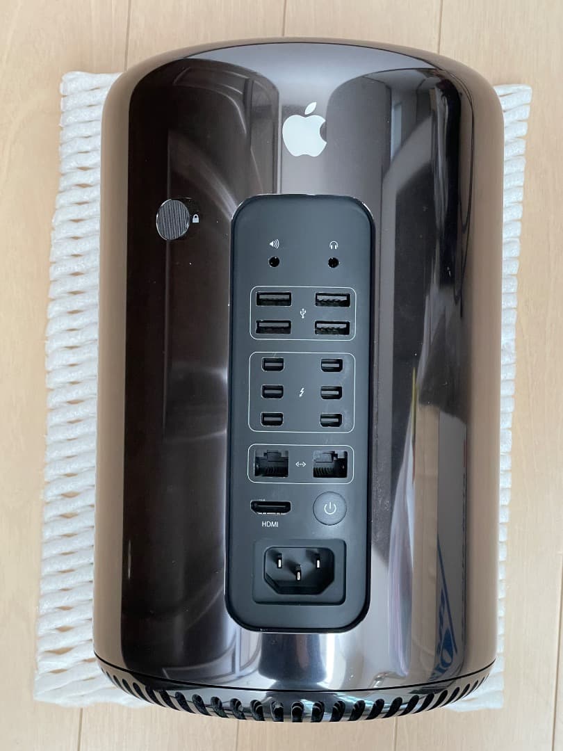 Macpro 2013 3.5GHz6コア・64GB・ 1TB
