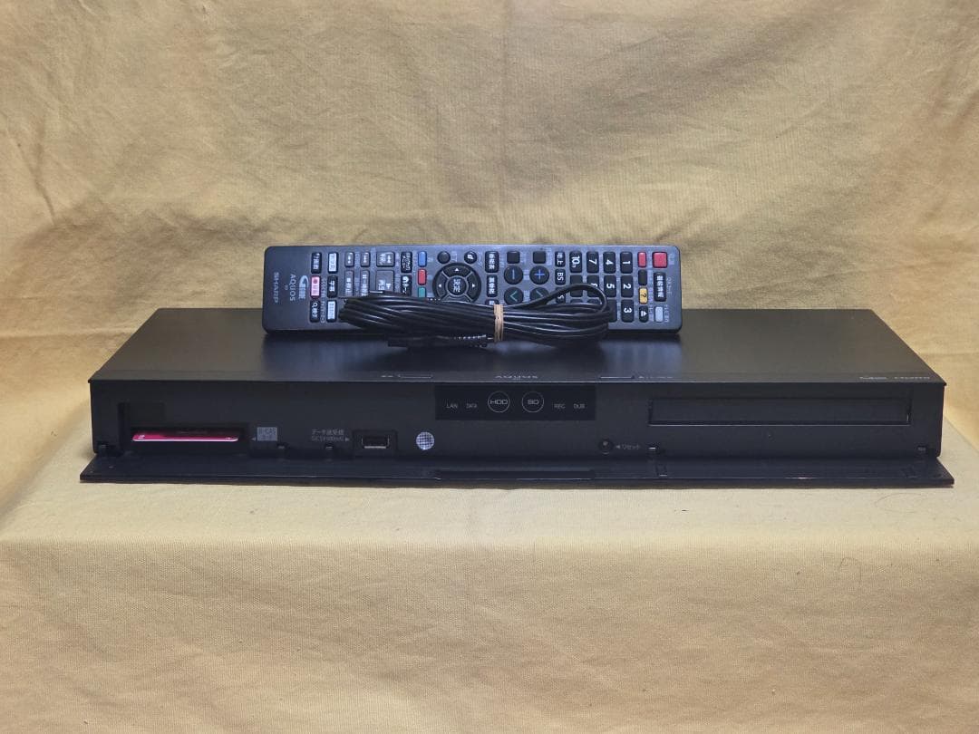 SHARP AQUOS BDレコーダー BD-NT1000　2016年製　整備品