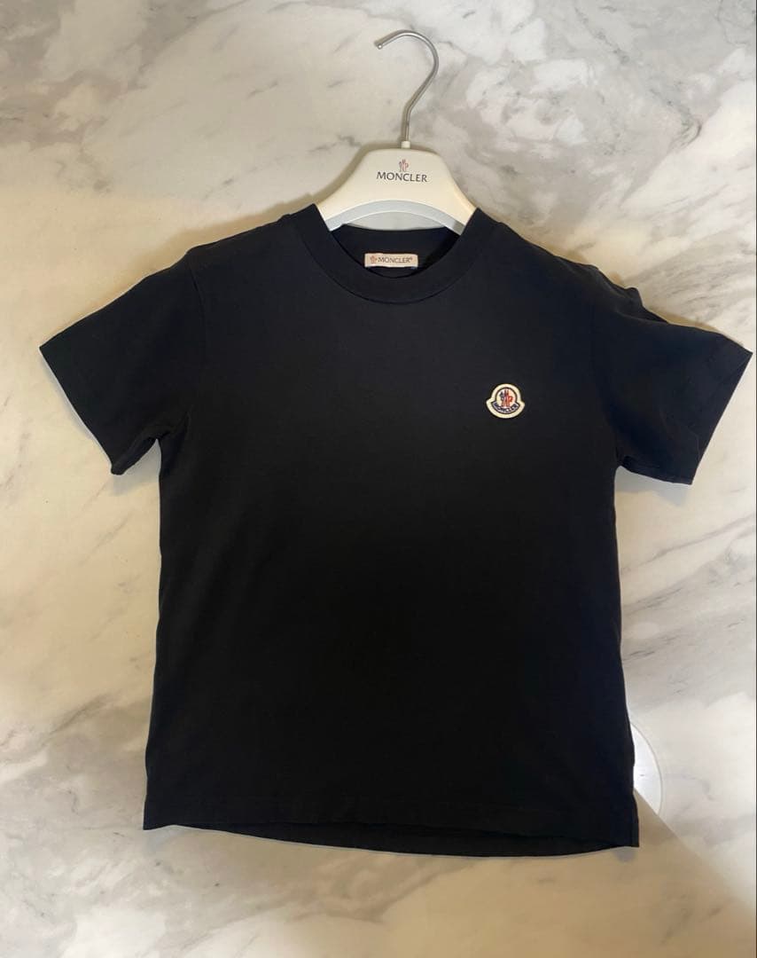 モンクレール　ワッペンロゴ　キッズ　Tシャツ　ブラック　8A 黒