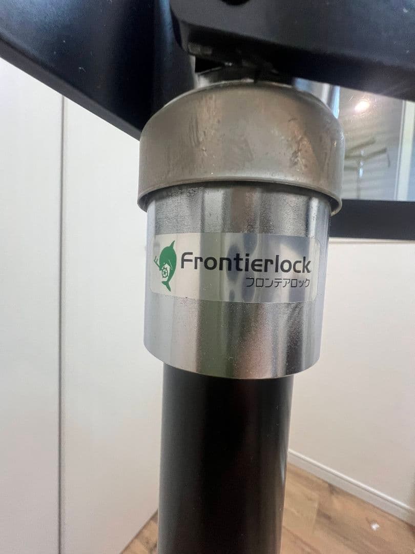 Frontierlock 回転ハンガーラック70着収納