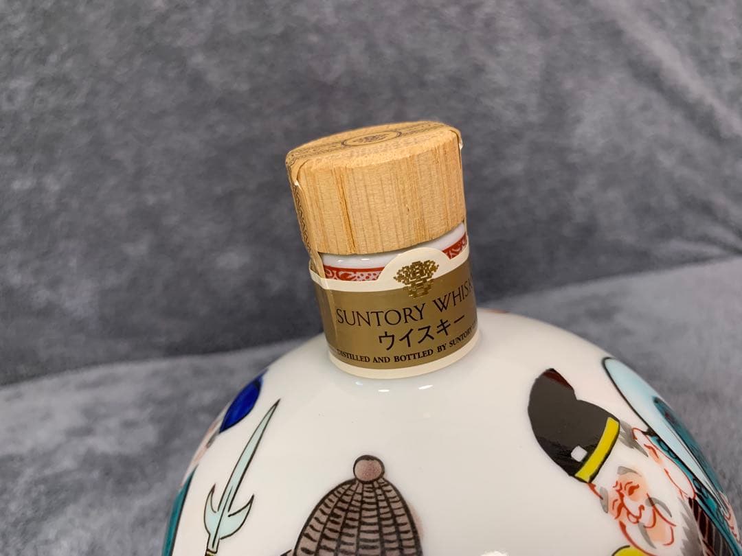 ☺︎ サントリー 九谷焼　七福神文瓶 ︎ 竹凰七福神文瓶 700ml 未開封品