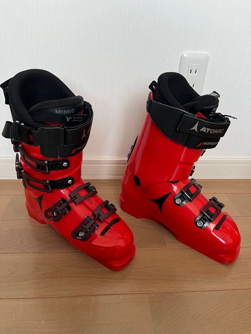 ATOMICブーツ 24-25モデル　ATOMIC REDSTER TI 130