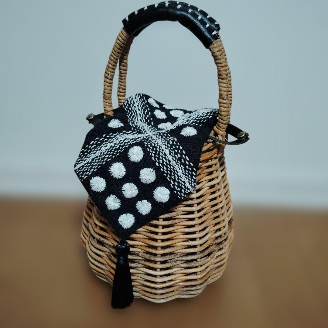 堀川波カゴバック　刺し子　dot to dot