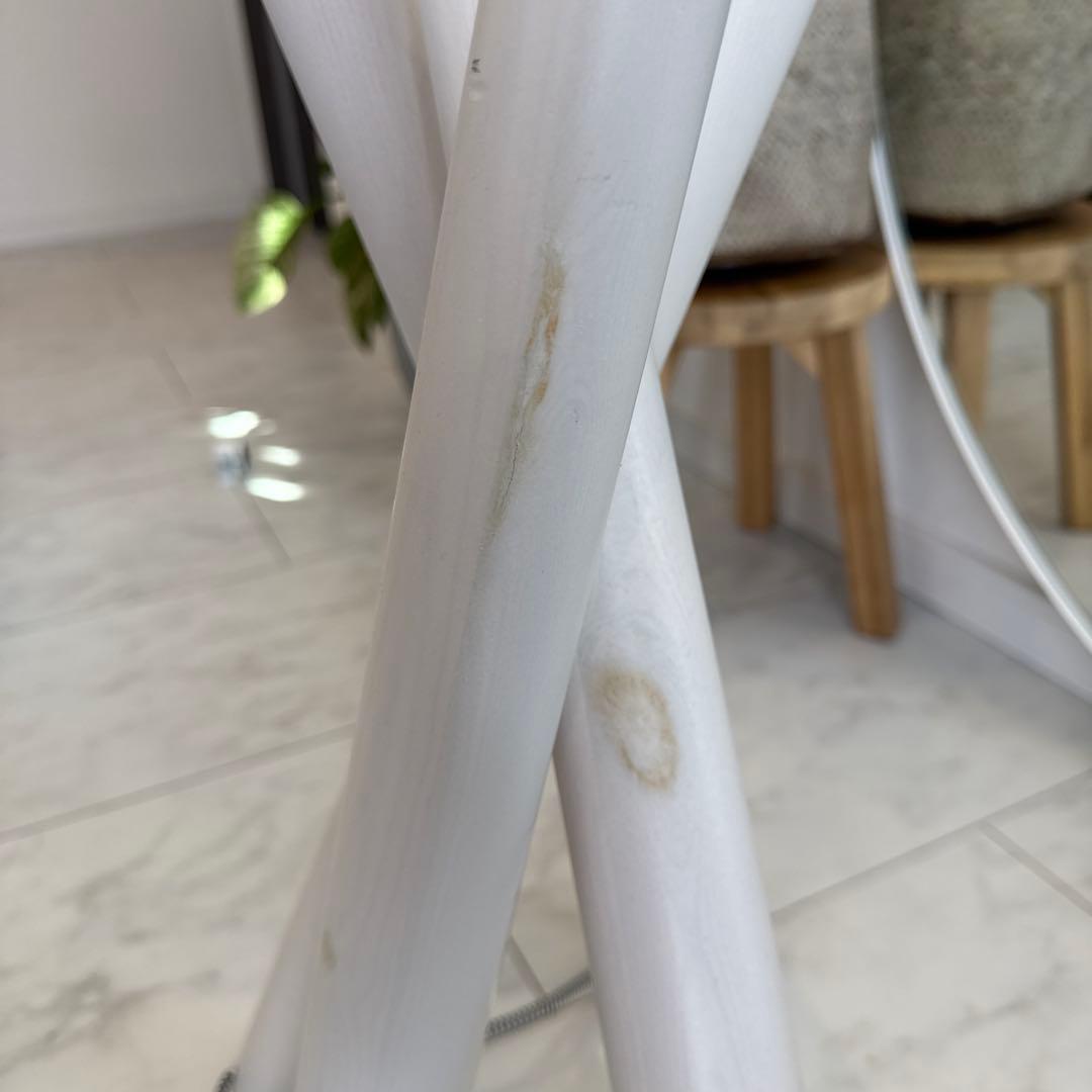 インテリア　フロアライト　間接照明