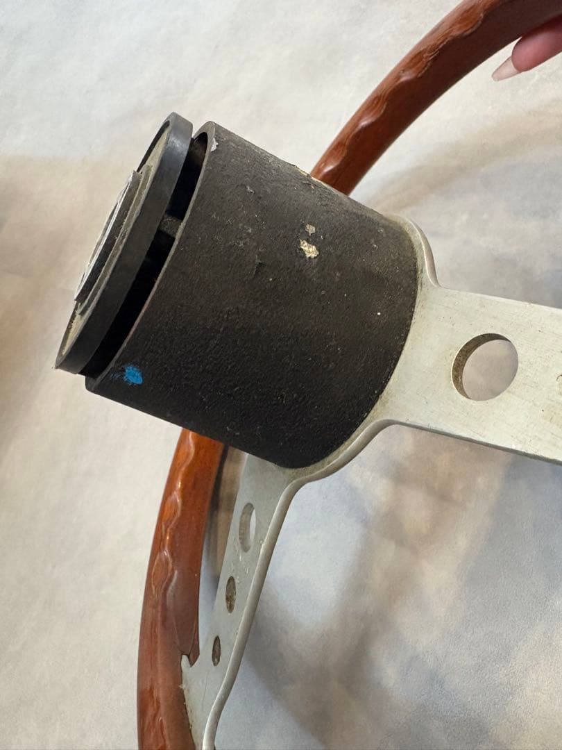 MOMO (モモ) ステアリングINDY ウッドステアリング　モモステ