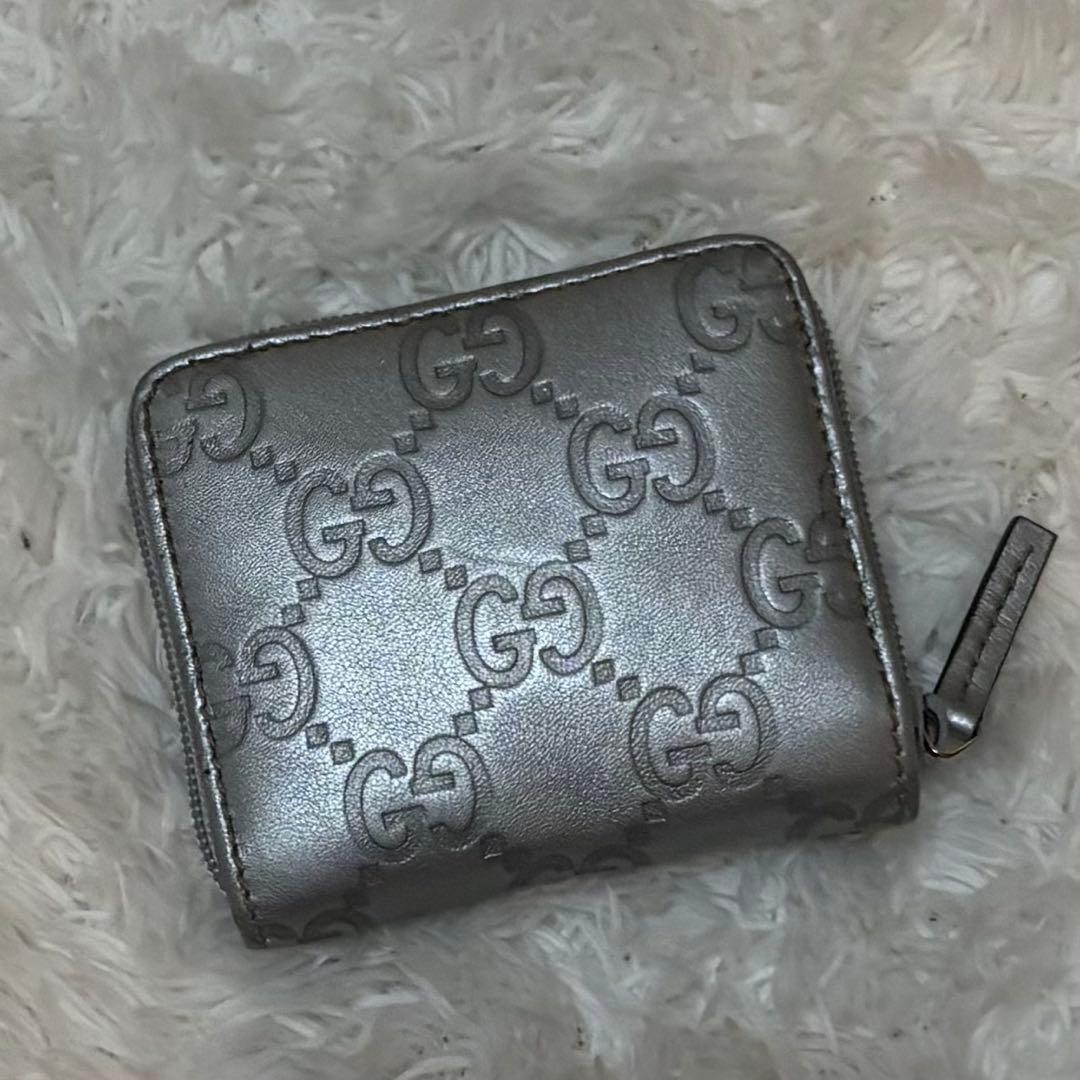 美品 GUCCI グッチ ケース 小銭入れGGシマ シルバー