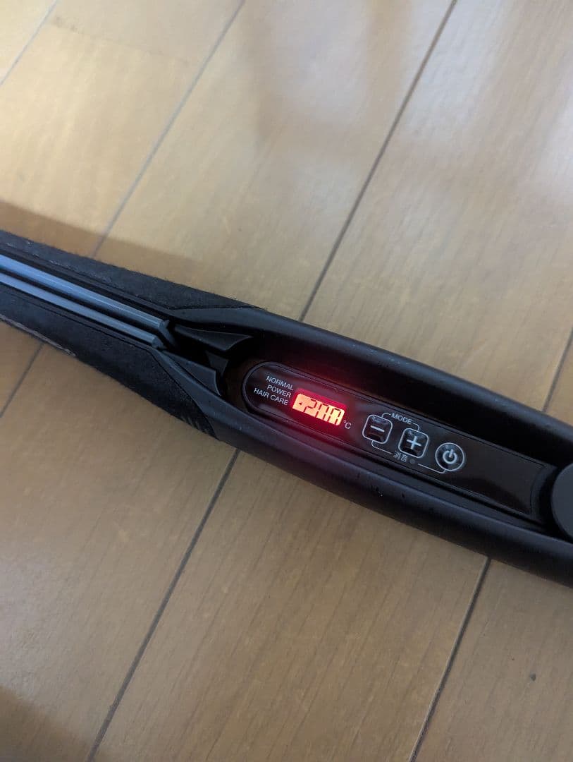 ノビー　Nobby Professional Iron ストレートヘアアイロン