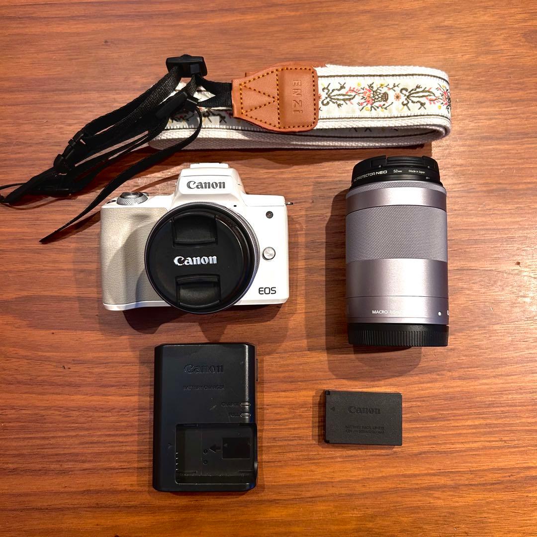 Canon EOS Kiss m ミラーレスカメラ ホワイト 望遠レンズ付き