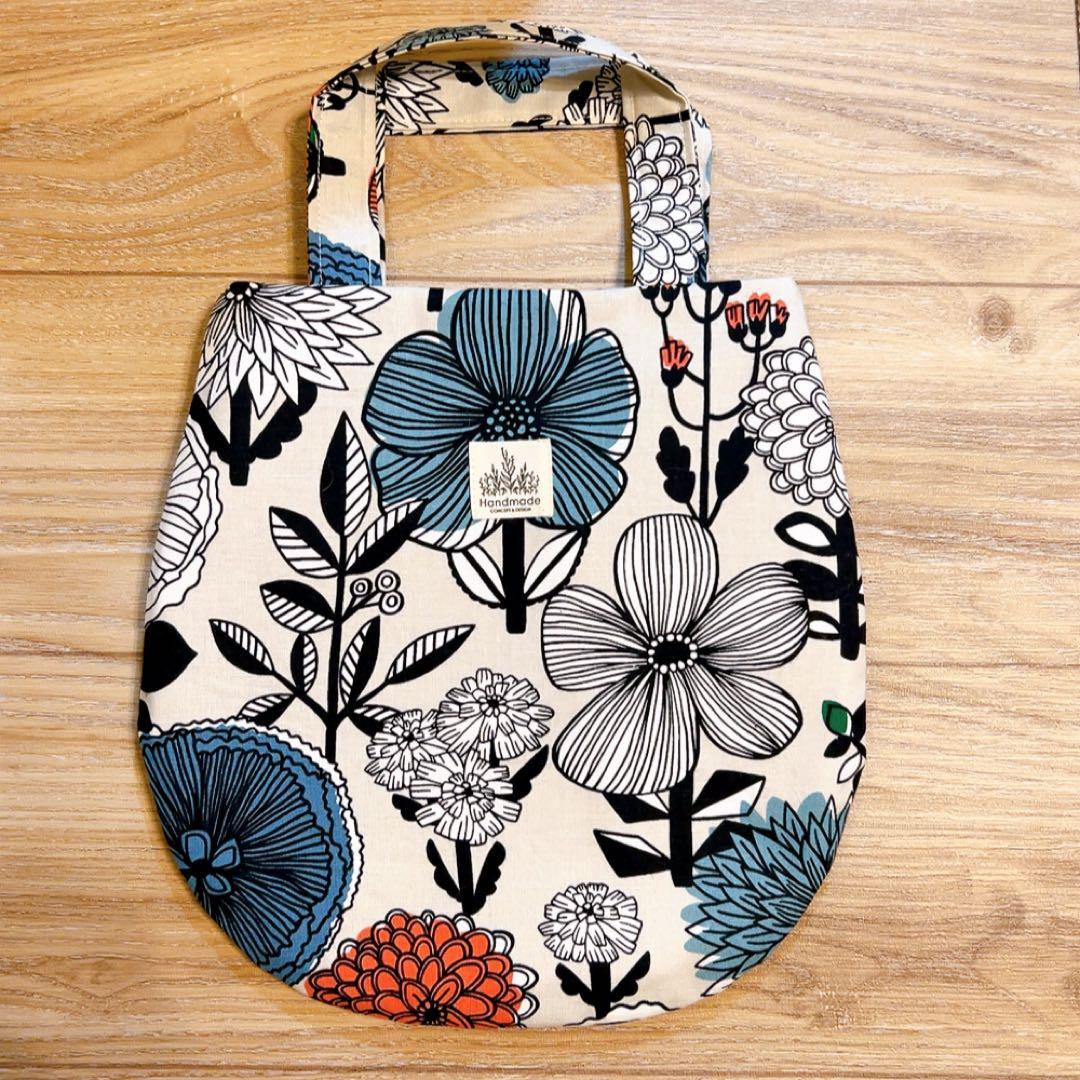 キラキラ⭐️　　花＆猫