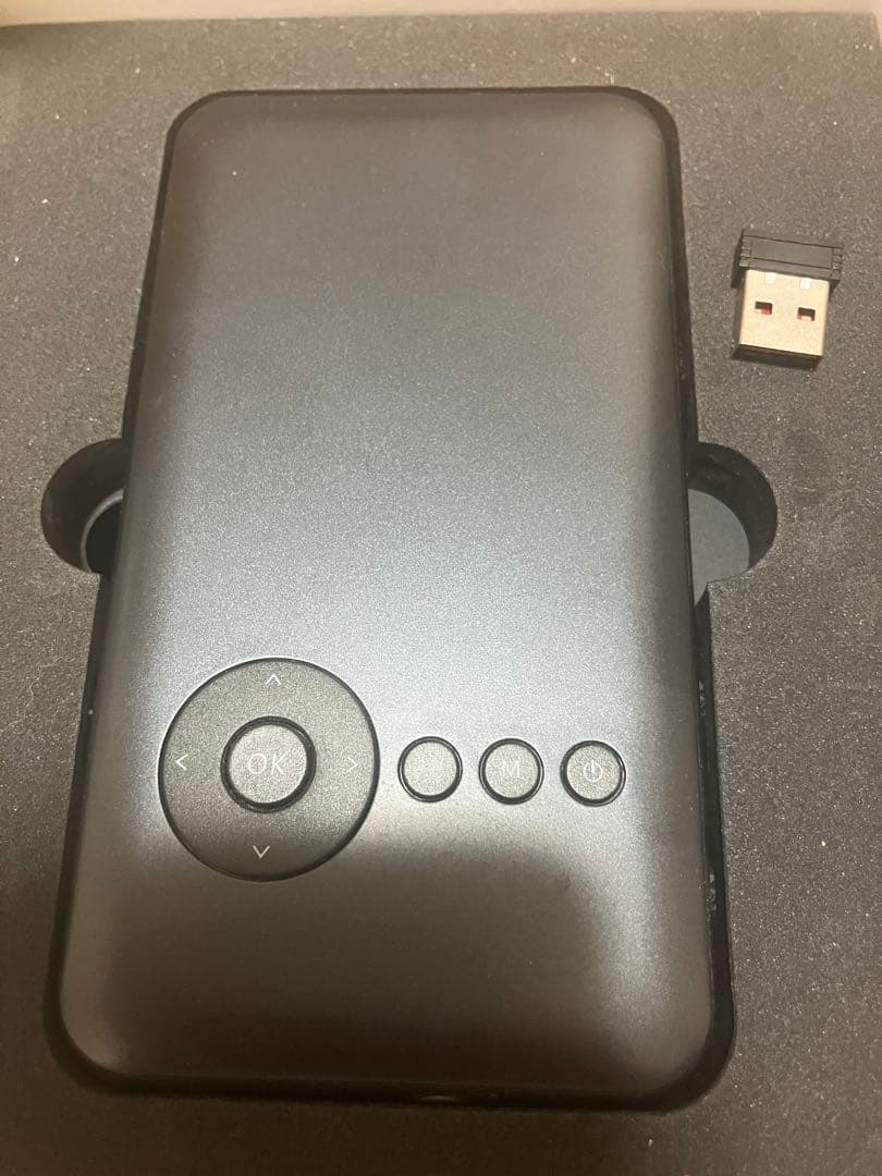 カベーニ モバイル プロジェクター 小型 ワイヤレス　ブラック