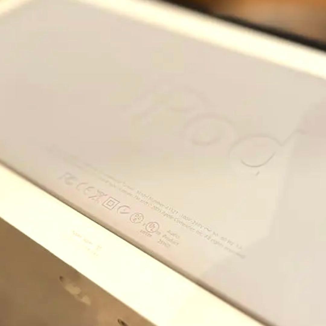 中古美品 動作確認済 完動品Apple IPod Hi-Fi おまけ付き