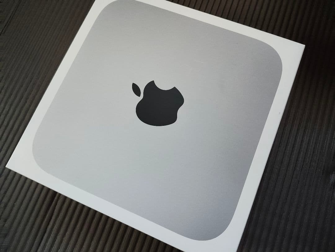 Apple Mac mini M2（メモリ16GB / SSD 256GB）