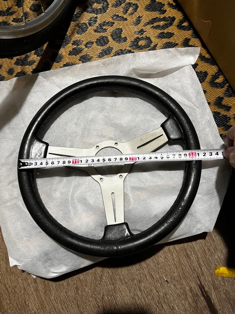 E.Nardi ステアリングホイール