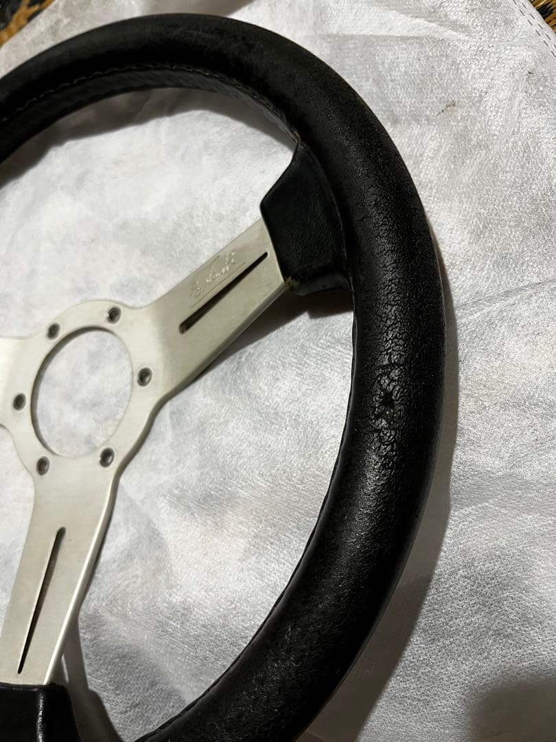 E.Nardi ステアリングホイール