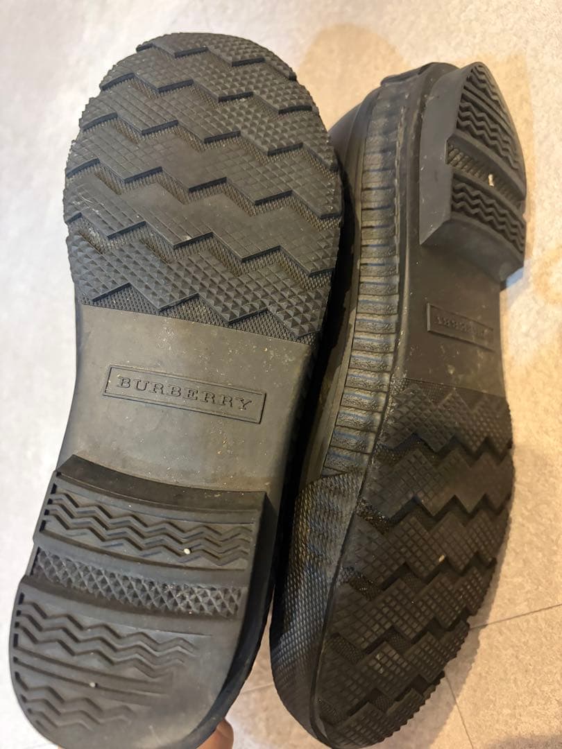 Burberry ブラック ベージュ 長靴　ブーツ