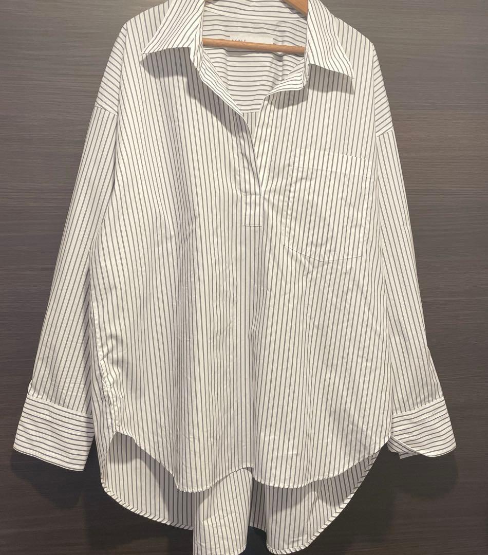 美品【Noble 】イージーケアコットンスキッパーシャツ（ストライプ）