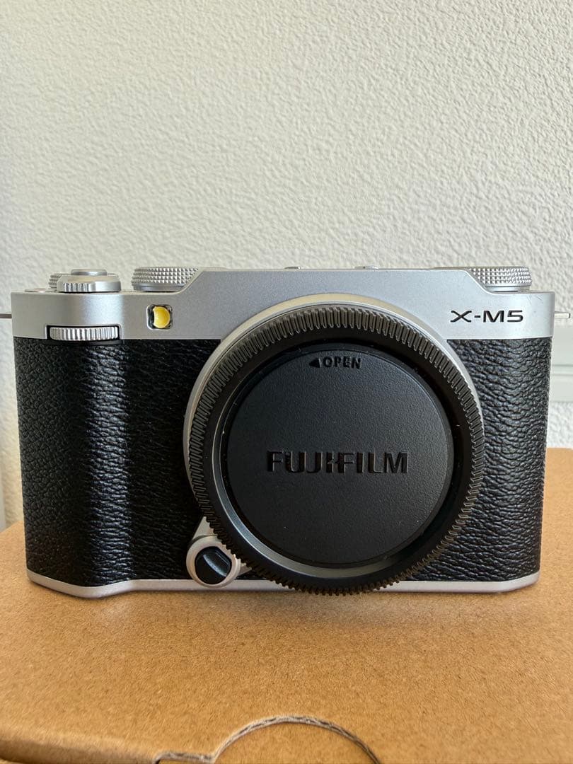 【極美品・付属品完備】FUJIFILM X-M5 シルバー ＋レンズ