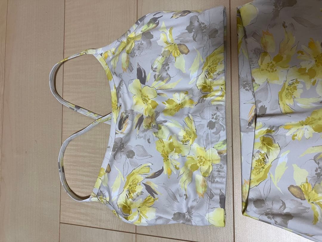 ヨガウェア　LAVA SUKALA セットアップ　プルオーバー