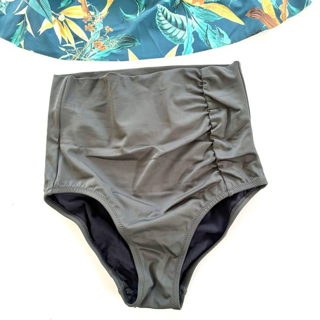 水着・ラッシュガード nikochin