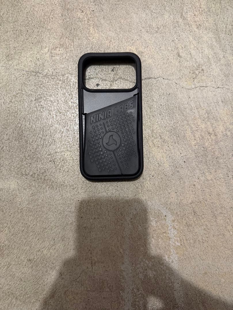 NINJA labs 17pro ブラック iPhoneケース