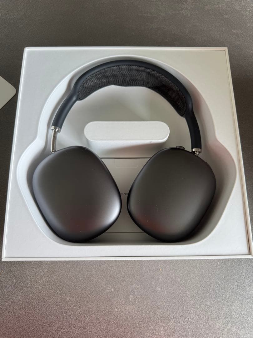 Apple AirPods Max 【正規品】　Smart Case 付き