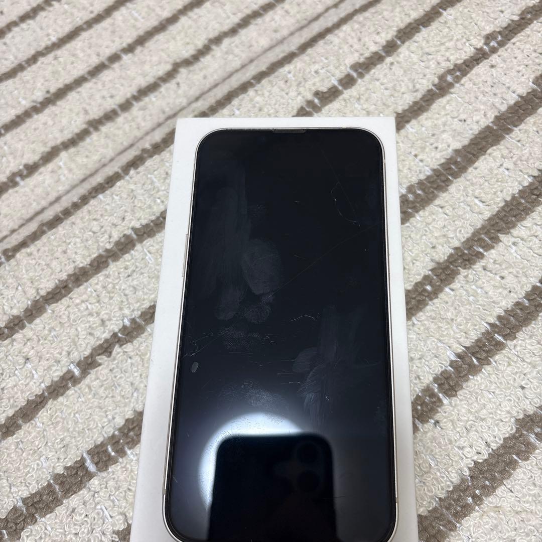 く*つ様 iphone13 本体 256GB