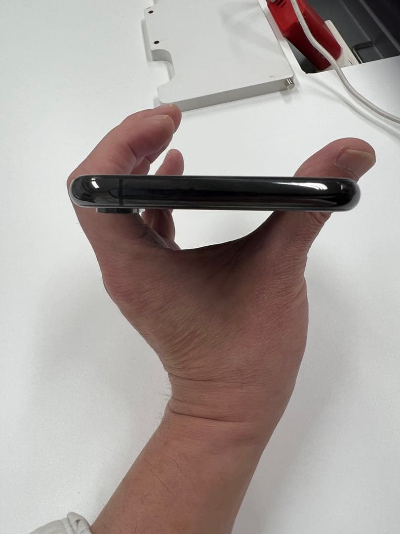 Apple iPhone Xs 256GBスペースグレー 本体