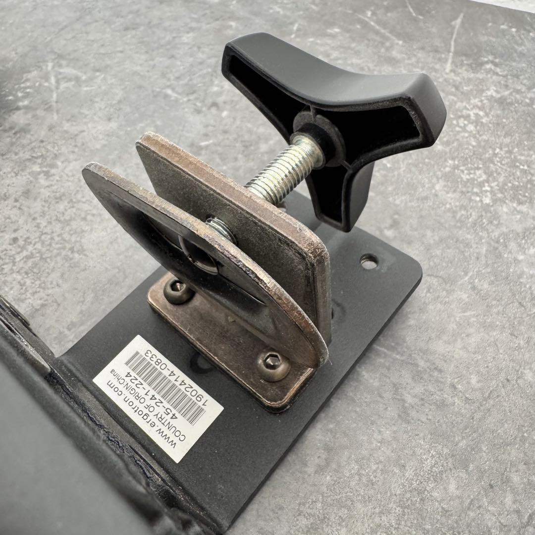 モニターアーム Ergotron LX Desk Monitor Arm