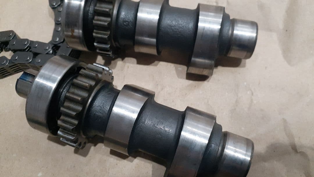 No327 ハーレー　カムシャフト　TC88