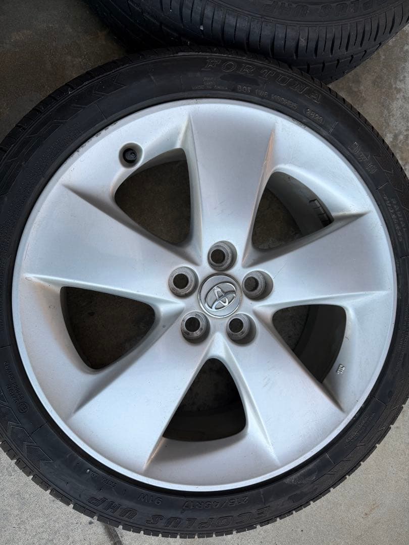 トヨタ 17インチ ホイールセット 30プリウス 後期