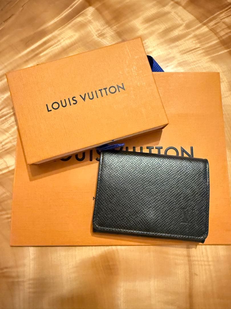 LOUIS VUITTON ブラック 名刺入れ