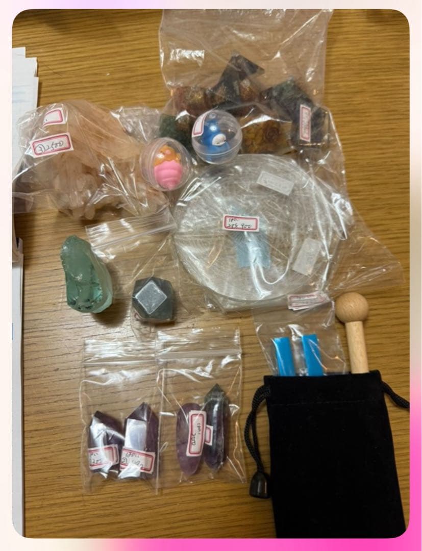 ぱいクリスタルと装飾品のセット