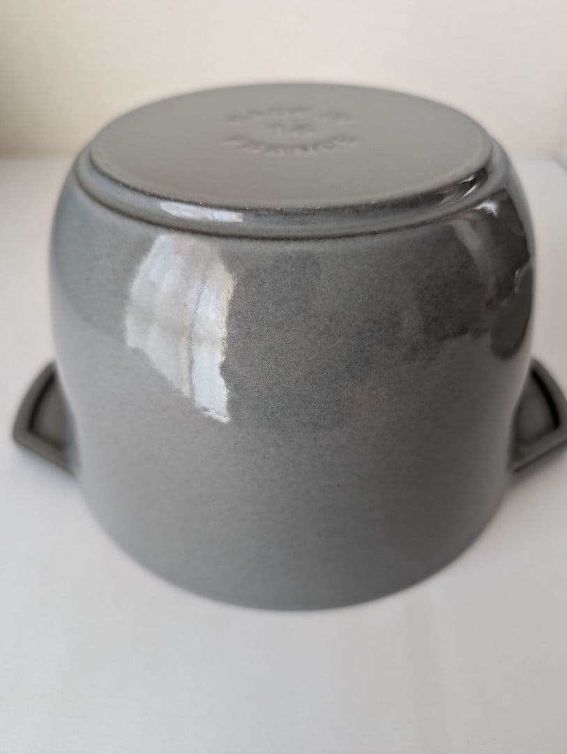 Staub ストウブ ラ ココット de GOHAN Mサイズ 16cm グレー