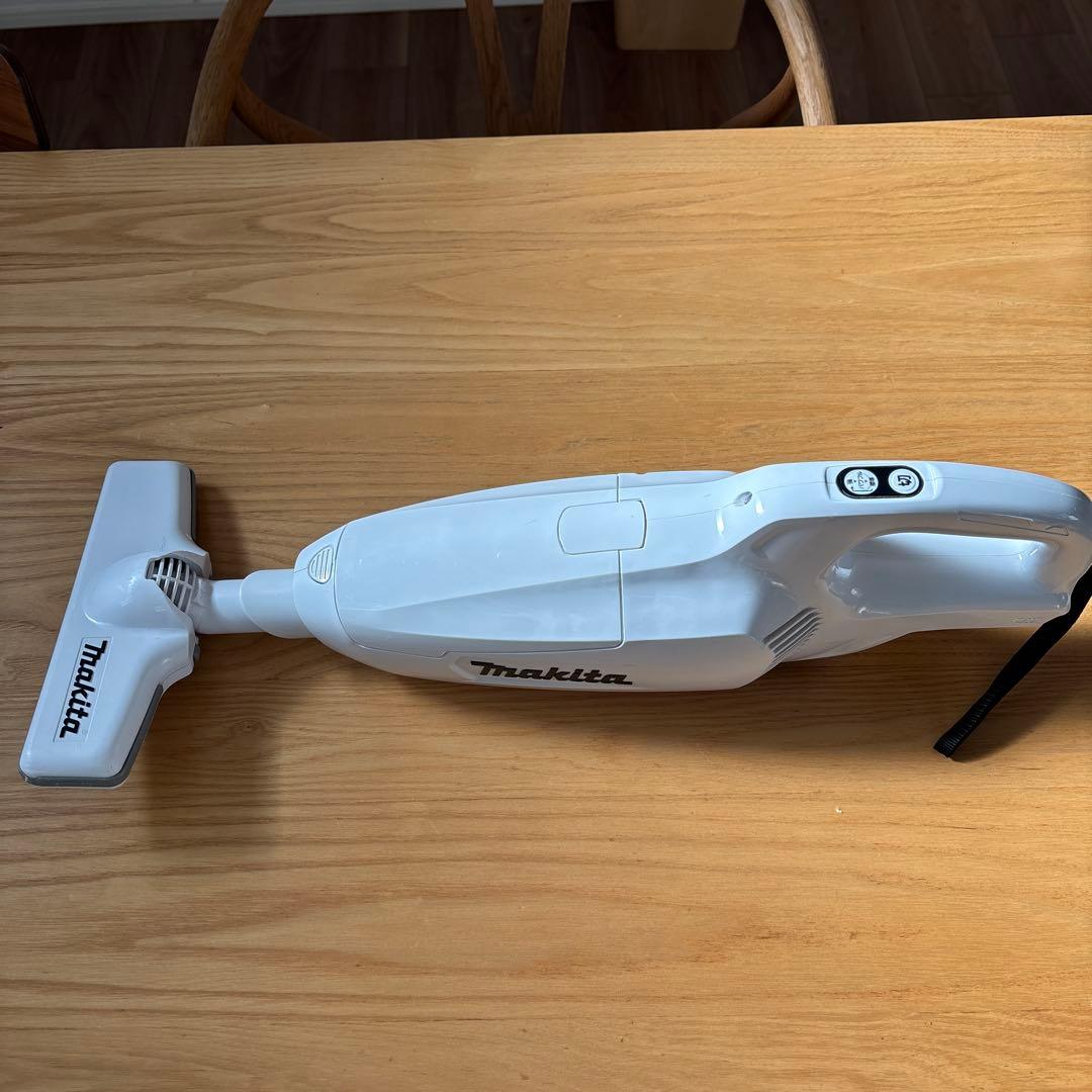 マキタクリーナー CF107FD