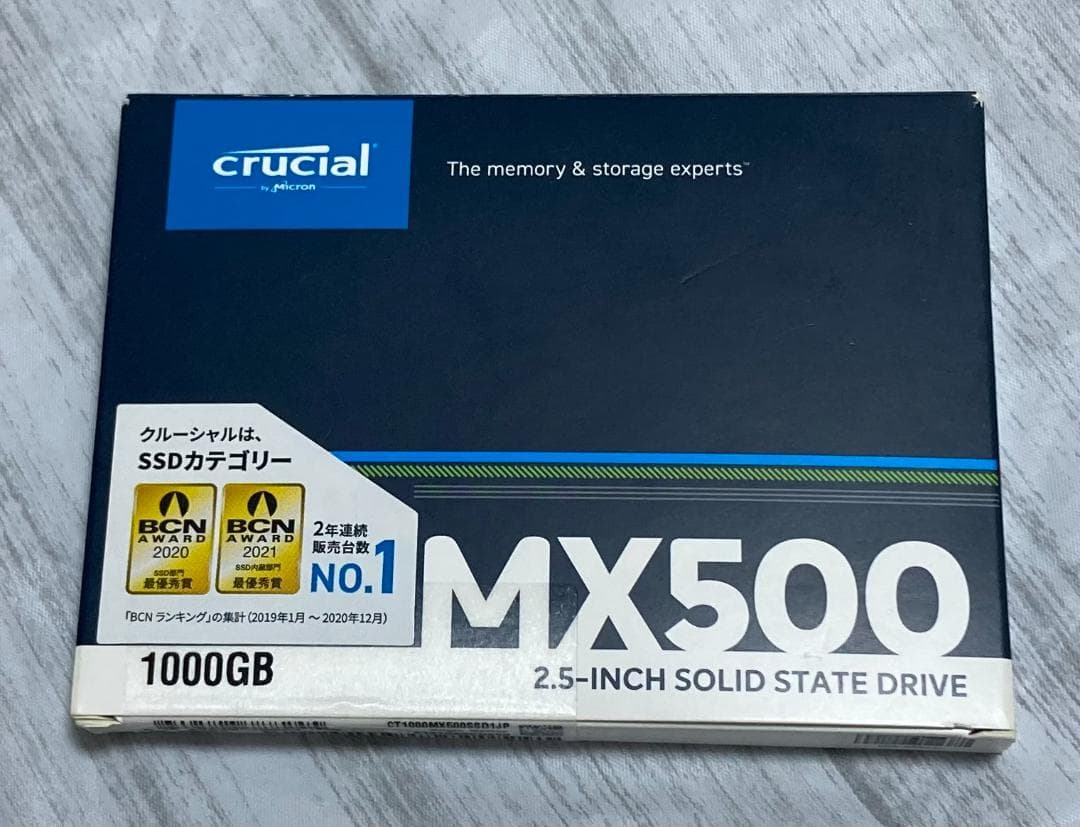 ほぼ新品 Crucial MX500 1TB 内蔵SSD 使用時間0時間！